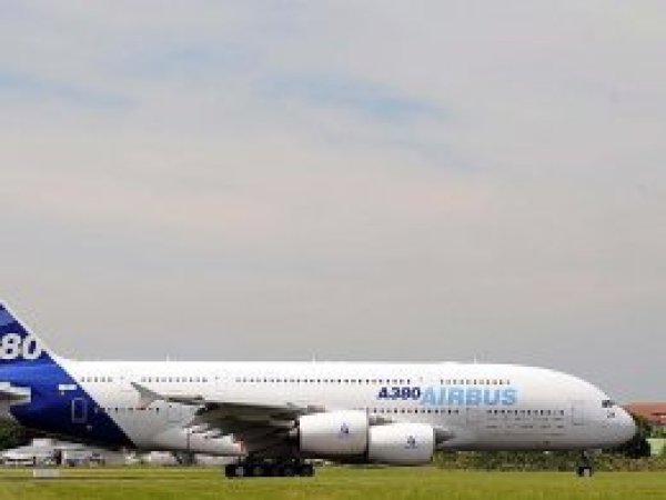 Airbus, geniş gövdeli A380 uçaklarının üretimini sonlandırıyor
