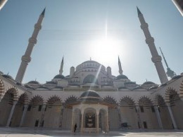 Çamlıca Camisi'nin açılmasına sayılı günler kaldı