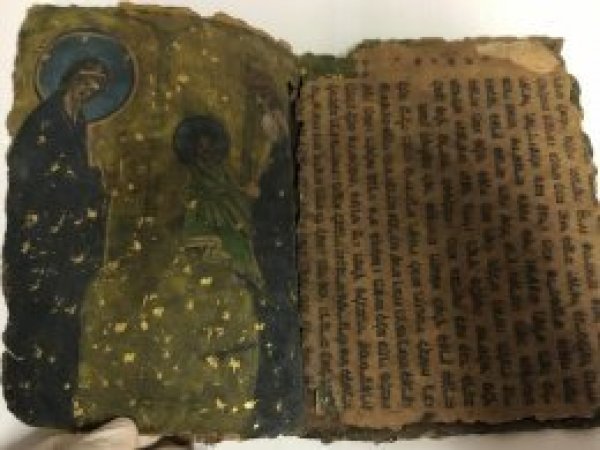 Diyarbakır'da 800 yıllık İbranice kitap ele geçirildi