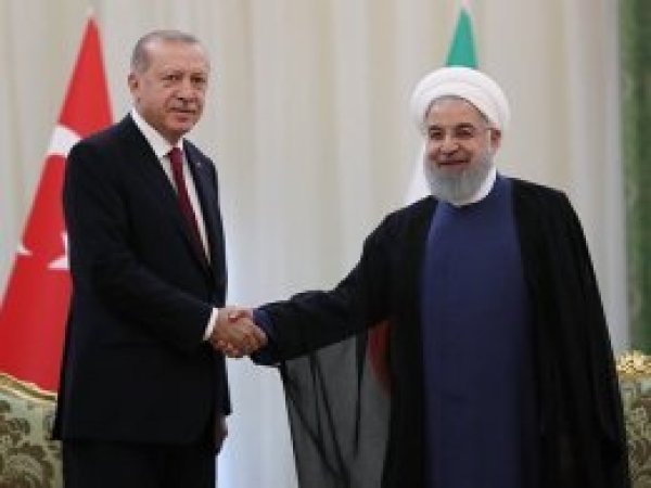 Ruhani'den Erdoğan'a seçim tebriği