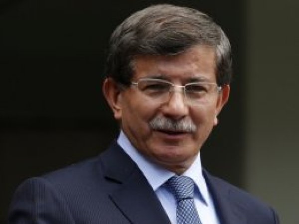 "Dindar ve laikleri kucaklayacak birlik ile partileşecek"