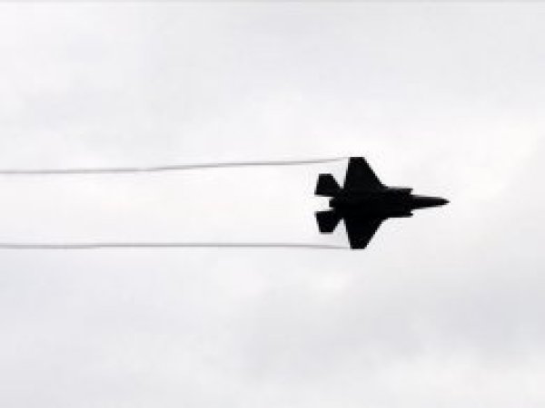 Japon F-35 savaş uçağı Pasifik Okyanusu üzerinde kayboldu