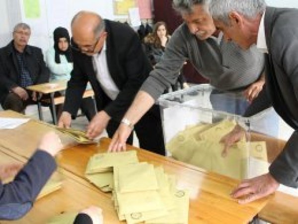 İstanbul'da yeniden sayılacak 51 sandık hangi ilçelerde bulunuyor? 