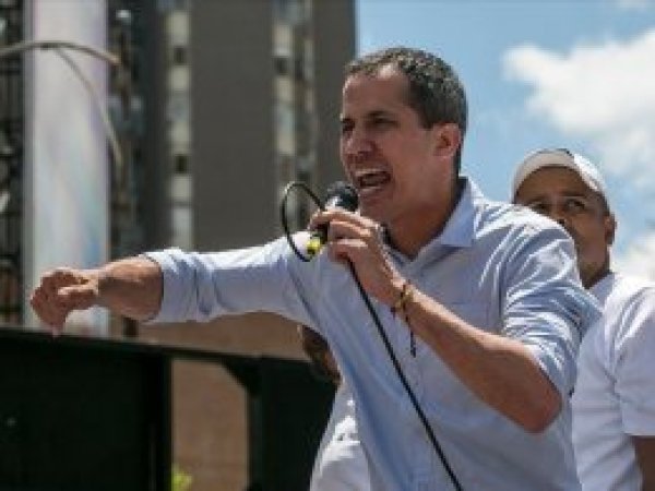 Venezuela'da muhalefet sürekli sokakta kalmayı planlıyor