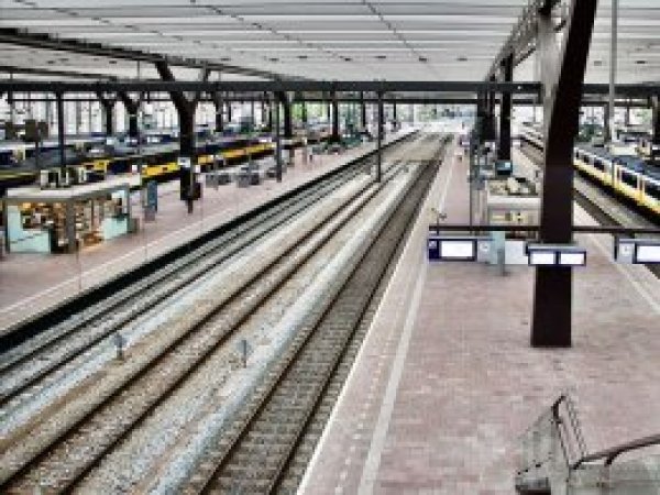 Hollanda'da toplu taşımada grev