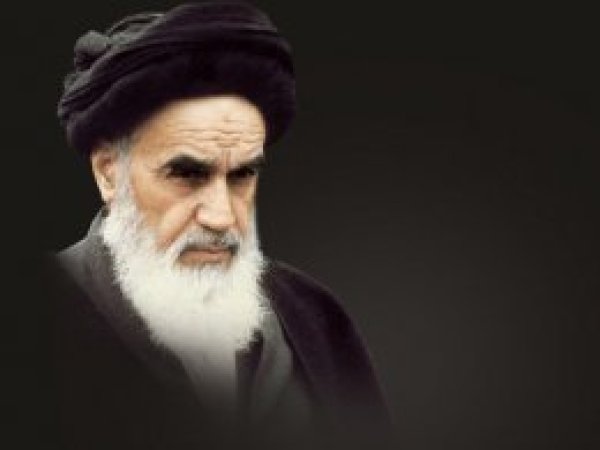 İmam Humeyni`nin vefat yıldönümünde Rahmetle anılıyor