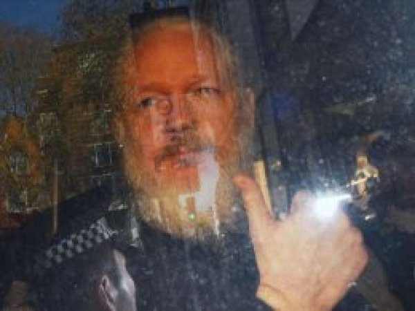 Assange'ın iade davası gelecek yıl görülecek
