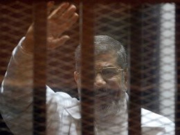 Muhammed Mursi'nin cenazesi defnedildi
