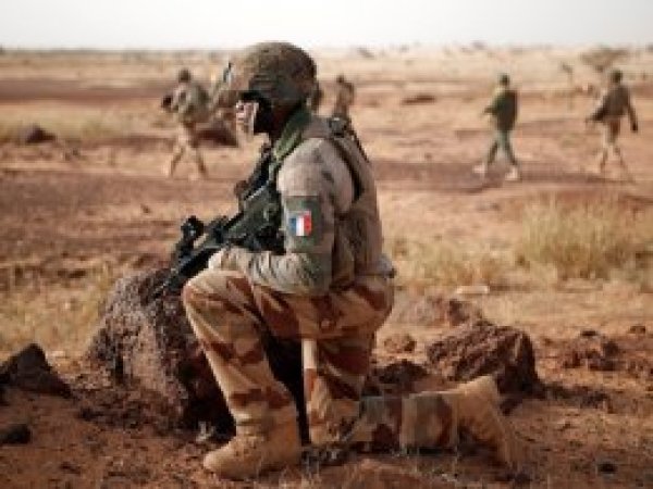  Fransa Yemen’de savaş suçlarında suç ortağı mı oluyor?