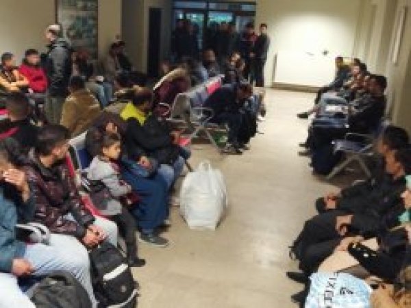 Düzensiz göçün işlek durağı Türkiye