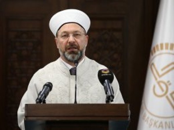 'Bayramın neşesini insanlık ailesinin her ferdine ulaştıralım'