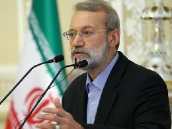 Laricani: ABD’nin bölgedeki üslerini vururuz
