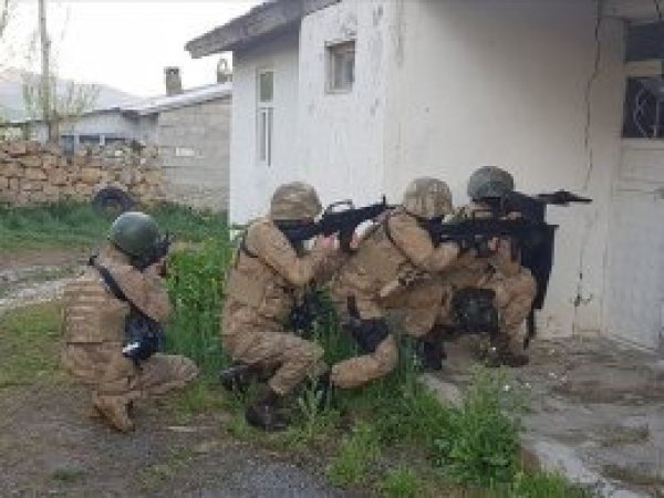 29 ilde PKK'ya yönelik operasyon: 418 gözaltı