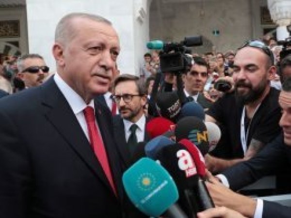 Erdoğan'dan Davutoğlu'na: Bagajlarında ne varsa ortaya döksün
