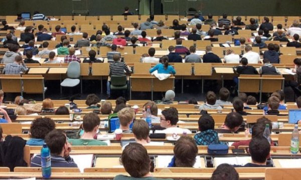 OECD: Türkiye’de üniversite mezunları arttı, istihdam düştü