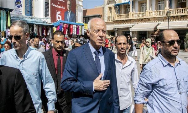 Tunus'taki seçimlerde Kays Said yarışı önde götürüyor