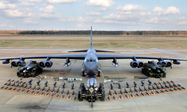 ABD 'İran'a karşı Hint Okyanusu'na B-52 gönderecek'