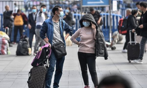 Çin'in Vuhan kentinde havaalanı ve tren istasyonları giden yolculara kapatılacak