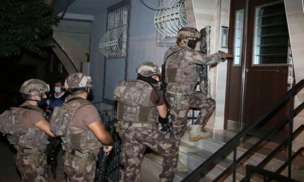İstanbul'da MLKP operasyonu: 24 gözaltı