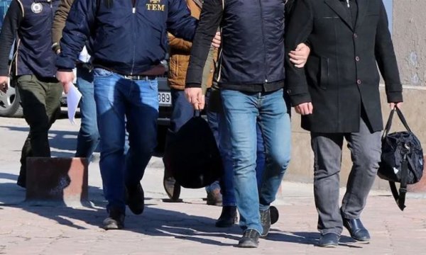 Hava Kuvvetleri ve Sahil Güvenlik'te 110 gözaltı