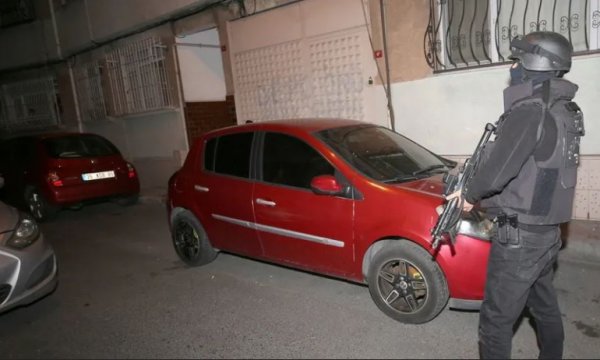 İstanbul’da eş zamanlı IŞİD operasyonu 
