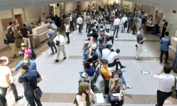 Koronavirüs vakaları artıyor, tüm dünyada önlemler sertleşiyor 