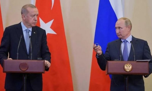 Financial Times: Putin Erdoğan'ı test ediyor