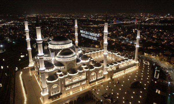 Hazreti Muhammed sevgisinin kültürel hayata yansıması: Mevlid Kandili geleneği