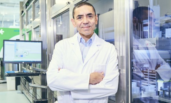 Koronavirüs aşısını bulan BioNTech'in kurucusu Prof. Şahin: İnanıyorum ki bütün dünya aşıya ulaşabilecek