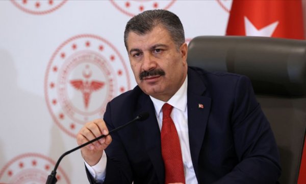 Sağlık Bakanı Koca: Maskenizi sizi koruyacak şekilde kullanın