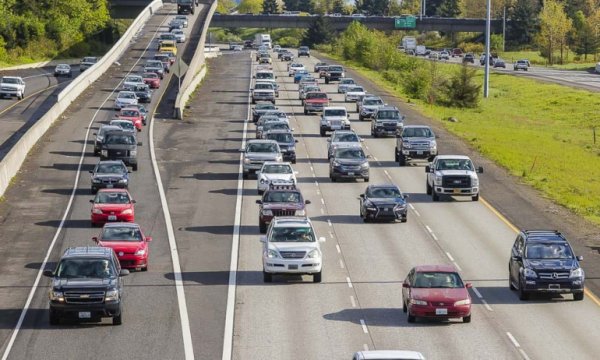 İngiltere 2030’da benzinli ve dizel araç satışını yasaklayacak