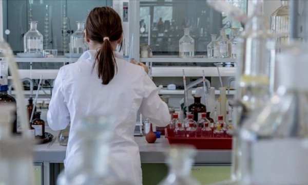 İngiltere'de geliştirilen maske koronavirüsü etkisiz hale getiriyor!