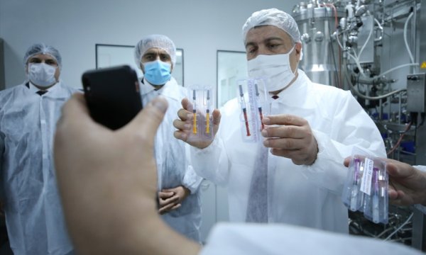 Sağlık Bakanı Koca açıkladı: Koronavirüs aşısı risk grubundaki 5 milyon kişiye ücretsiz olacak