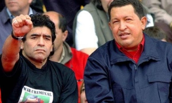 ‘Asker üniformasını giyip emperyalizme karşı savaşırım’ diyen dünyaca ünlü futbolcu Maradona hayatını kaybetti