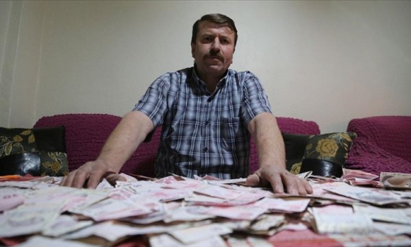 Sigarayı bırakarak 3 yılda 10 bin lirayı aşkın para biriktirdi