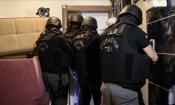 İstanbul kent genelinde eş zamanlı IŞİD operasyonları