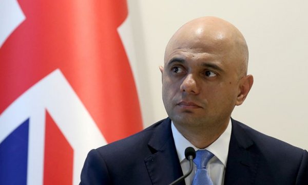 İngiltere Maliye Bakanı istifa etti