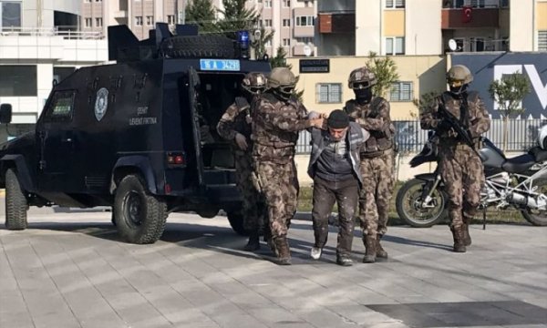 IŞİD'in infazcısı Bursa'da yakalandı: Doğal gaz servisinde çalışıyormuş