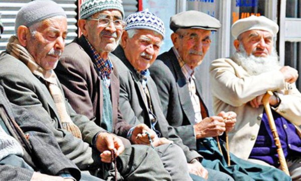 Türkiye'de Yaşam Memnuniyeti araştırması açıklandı: Kimler en mutlu grupta