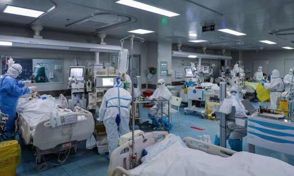 Japonya Kovid-19 ile mücadele için 2,5 milyar dolarlık paket açıkladı