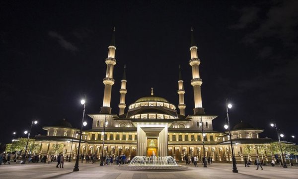 Yarın Regaip Kandili