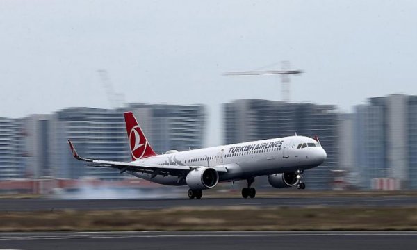 Singapur'a giden THY uçağında bir yolcuda koronavirüs tespit edildi