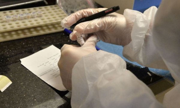 İran'da günde 6 bin kişiye Kovid-19 testi yapılıyor