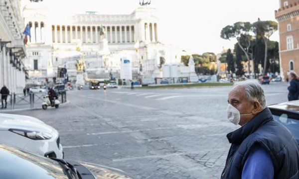 İtalya'da koronavirüs sebebiyle hayatını kaybedenlerin sayısı 1016'ya yükseldi