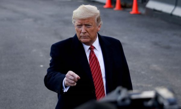 Trump, borsadaki düşüş için basını ve petrol fiyatlarını suçladı 