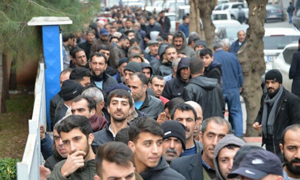 Türkiye'de işsizlik yüzde 13,7'ye yükseldi