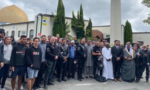 Yeni Zelanda’daki katliamın birinci yılında hayatını kaybedenler anıldı