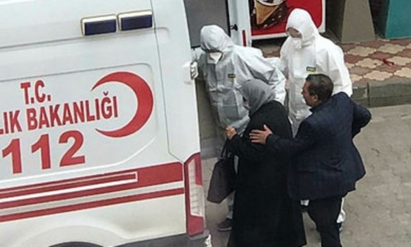 65 yaş üzeri ve kronik rahatsızlığı olanlara yönelik sokağa çıkma kısıtlamasıyla ilgili istisnalar belirlendi