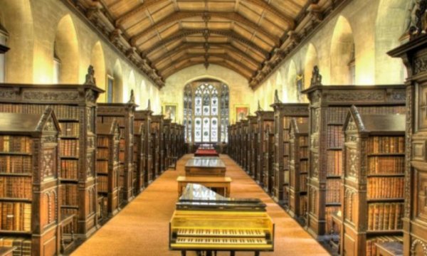 Cambridge Üniversitesi kütüphanesini online erişime açtı