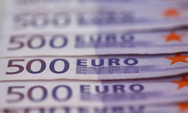 Almanya 750 milyar avroluk virüs yardım paketini onayladı